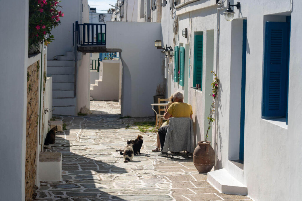 A couple enjoying the sun in the town